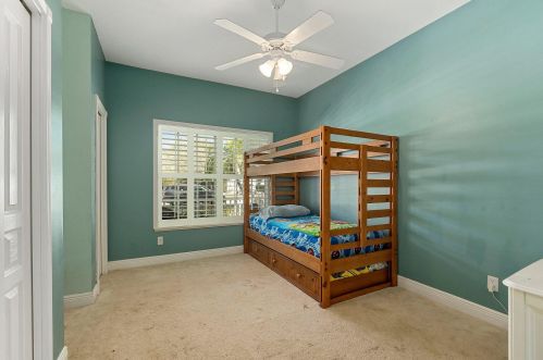 681 Little Kayak Pt, Fort Pierce FL  34983-3516 exterior