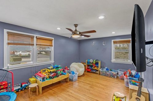 142 Lexington Ave, Providence RI 02904-4413 exterior