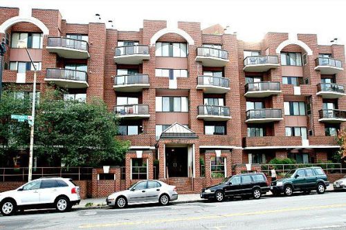 2320 Wisconsin Ave, Washington DC  20007-1856 exterior