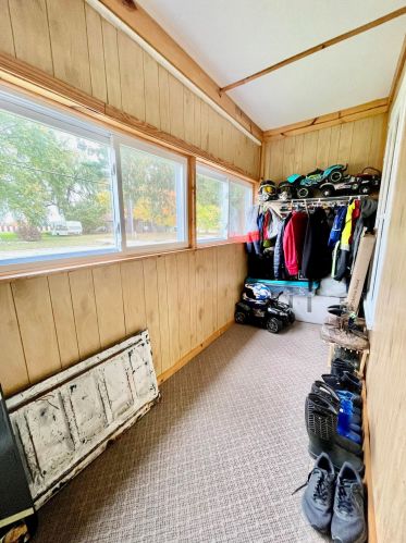 832 Sheridan St, Big Rapids MI  49307-1048 exterior