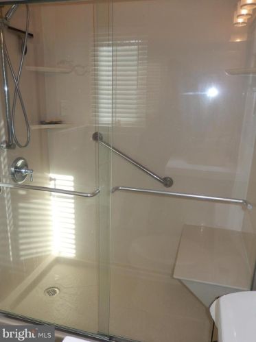 3 Oakmont Pl, Media PA 19063-2565 exterior