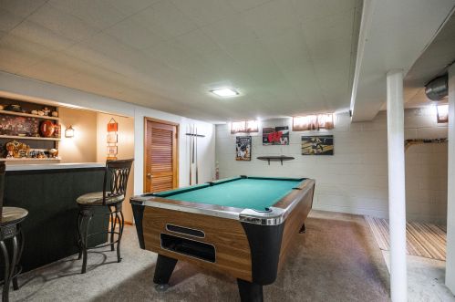 1302 Tripoli Ave, Milwaukee WI 53207-4030 exterior