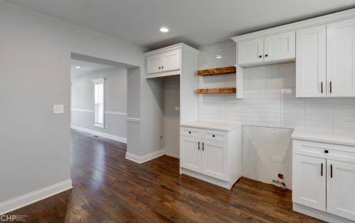 9925 Emerald Ave, Chicago IL  60628-1033 exterior