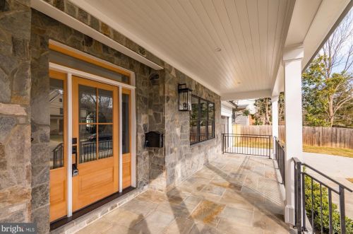 5805 Beech Ave, Bethesda MD  20817-3407 exterior