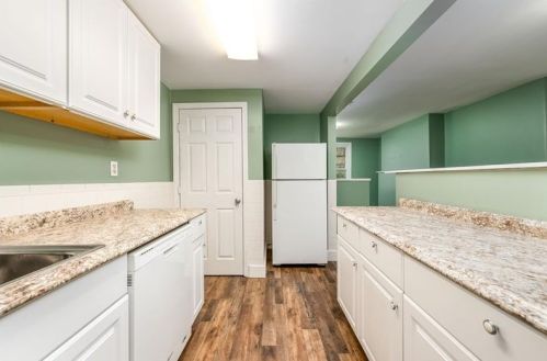 1627 Dagmar Ave, Pittsburgh PA 15216-3713 exterior