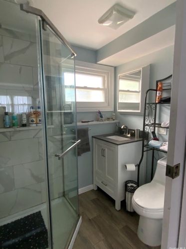 19 Gardenia Dr, Commack NY 11725-4109 exterior