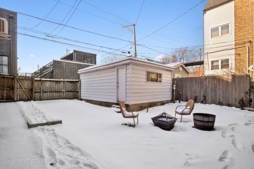 2036 Hoyne Ave, Chicago IL 60643-3308 exterior