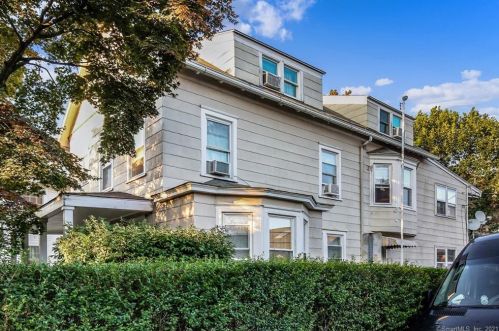 91 Prospect St, Greenwich CT 06830-6820 exterior