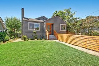 8231 4 Ave, Seattle WA  98166-3917 exterior