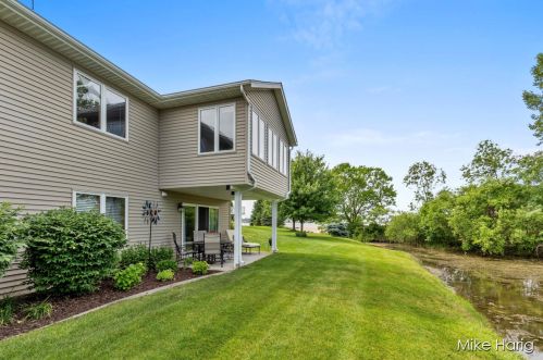 1631 Lisa Dr, Byron Township MI 49315-8122 exterior