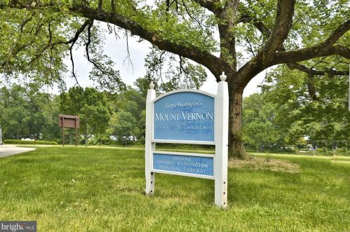 5117 Mount Vernon Memorial Hwy, Alexandria VA  22309-3319 exterior