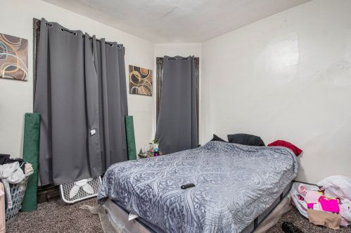 1010 Alpine Ave, Grand Rapids MI 49504-4140 exterior