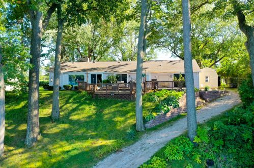 28148 Shr Dr, Gobles MI 49055-9115 exterior