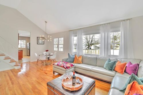 96 Southwood Dr, Old Bridge NJ 08857-1461 exterior