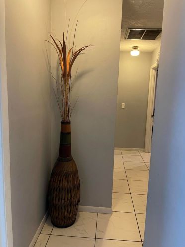 126 Thornhill Dr, Fort Pierce FL  34984-4463 exterior