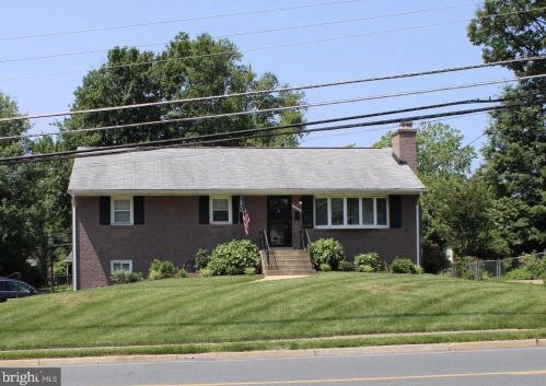 1800 Great Falls St, Mc Lean, VA 22101-5414