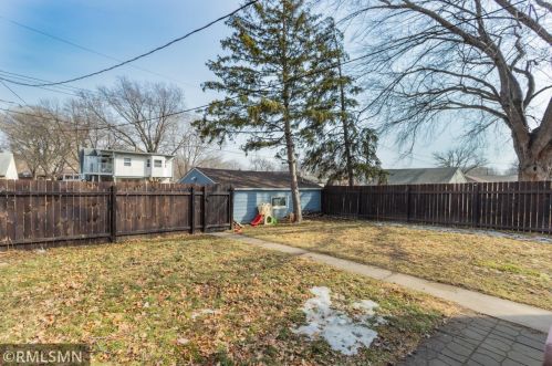 1244 Dl St, Saint Paul MN 55113-3503 exterior