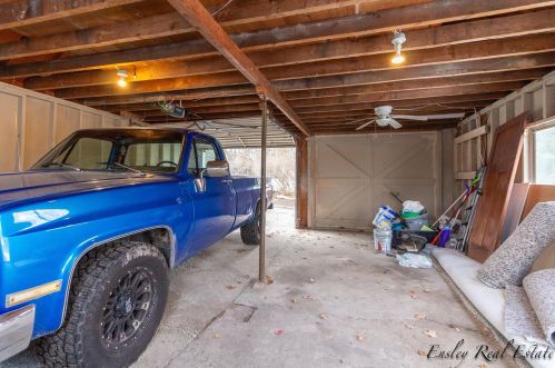 305 Pne St, Big Rapids MI 49307-1361 exterior