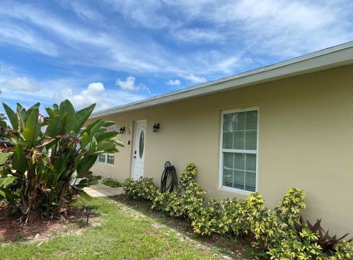 158 Ray Ave, Fort Pierce FL  34983-3046 exterior