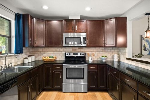 8709 Collingwood Dr, Austin TX 78748-5204 exterior