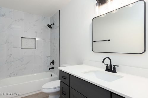 4331 Paseo Del Barranco, Tucson AZ  85745-9545 exterior