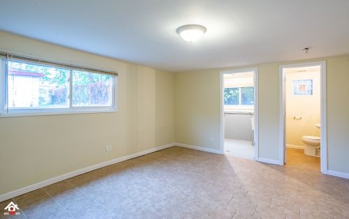 14230 Marquette Ave, Chicago IL 60633-2025 exterior