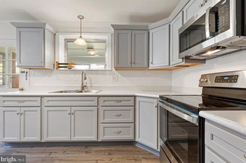 1115 St, Pottstown PA 19464-5865 exterior