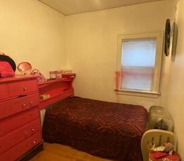 1252 45, Milwaukee WI 53210-2403 exterior