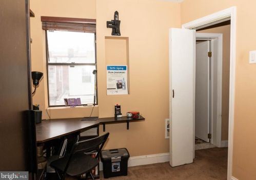 2433 Camac St, Philadelphia PA 19148-3510 exterior