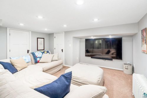 2610 3 St, Duluth MN 55812-1943 exterior