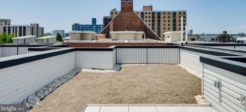 959 Marshall St, Philadelphia PA 19122 exterior