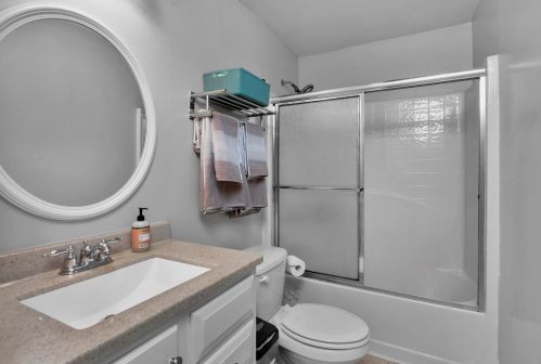 13 Pleasant Dr, Defuniak Springs FL 32435-8697 exterior