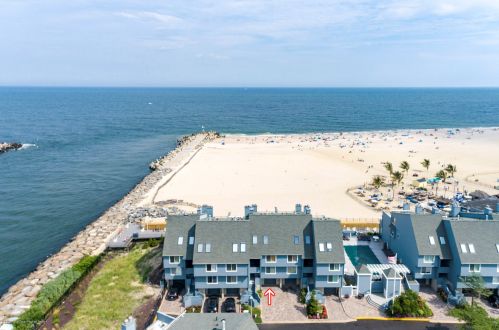 19 Harborhead Dr, Point Pleasant Beach NJ 08742-2681 exterior