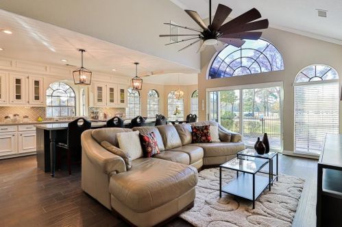 17 Kingwood Villas Ct, Humble TX 77339-3652 exterior