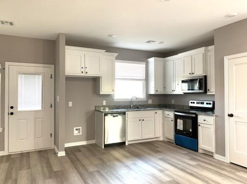 820 Sears St, Denison TX  75020-3242 exterior