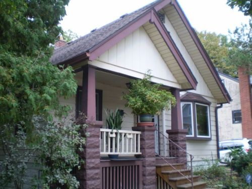 3258 Illinois Ave, Milwaukee WI  53207-3032 exterior