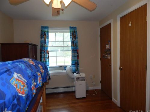 436 Babcock Hl Rd, Exeter CT 06249-1301 exterior