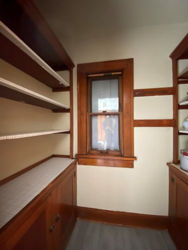 2835 37, Milwaukee WI 53215-3512 exterior