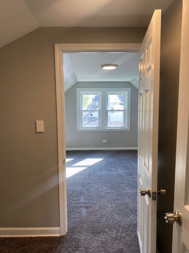 1701 85 St, Chicago IL 60617-2212 exterior