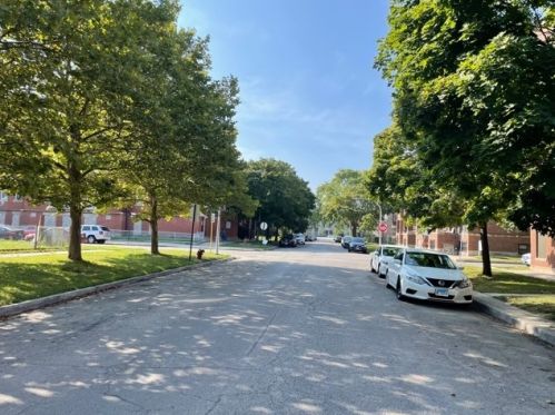 6150 University Ave, Chicago IL  60637-2724 exterior