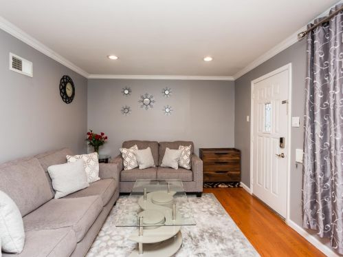 9414 Dorisann Ct, Saint Louis MO 63123-6304 exterior