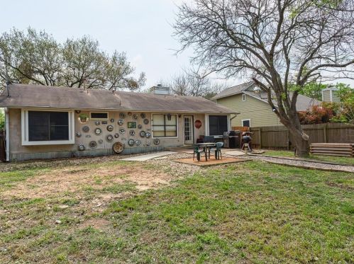 9000 Bill Hickcock Pass, Austin TX exterior