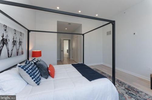 1122 26 St, Philadelphia PA 19121-4636 exterior