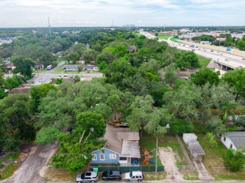 10012 Annette Ave, Tampa FL 33612-6826 exterior