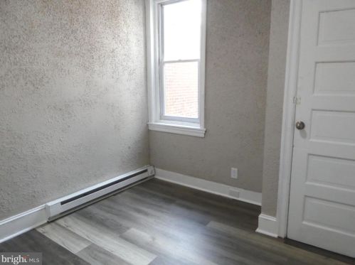 3912 Darien St, Philadelphia PA 19140-3211 exterior