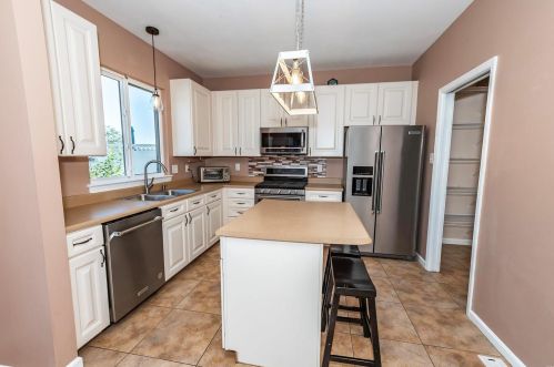 6066 Southcrest Way, Saint Louis MO 63129-2380 exterior