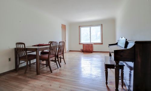 6206 105th St, Milwaukee WI 53225-1409 exterior