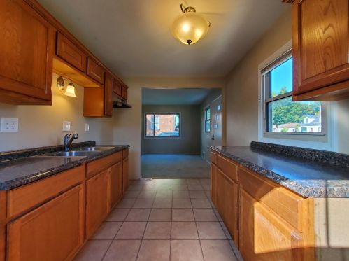 4835 7th St, Milwaukee, WI 53221-2444