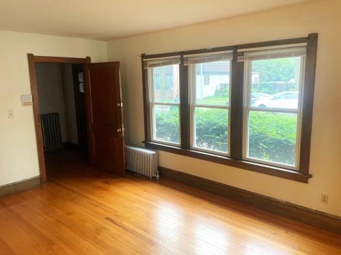 3221 Milwaukee St, Madison WI 53714-2117 exterior