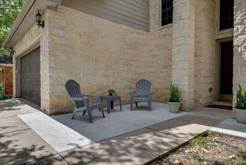 5705 Fitchwood Ln, Austin TX  78749-3548 exterior